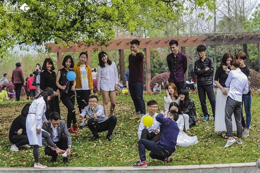 年轻的朋友来相会简谱歌谱分享_年轻的朋友来相会简谱歌谱图片下载_第2页