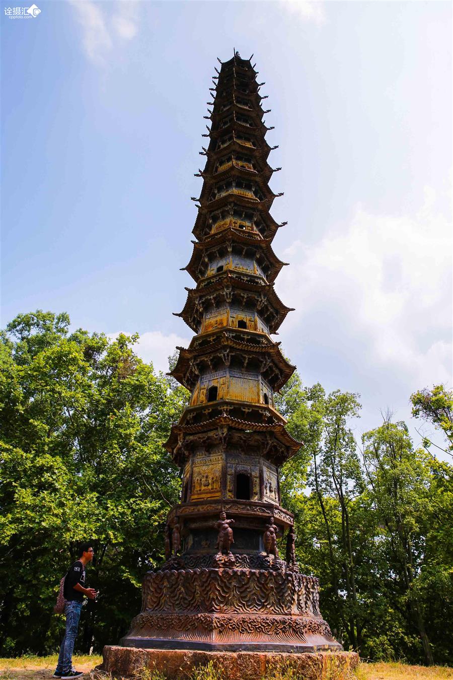 当阳玉泉寺铁塔