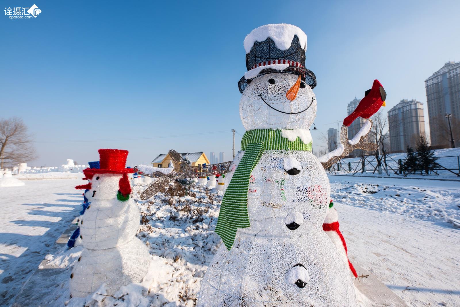 哈尔滨建造2018个萌萌哒雪人