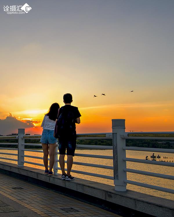 陪你一起看夕阳